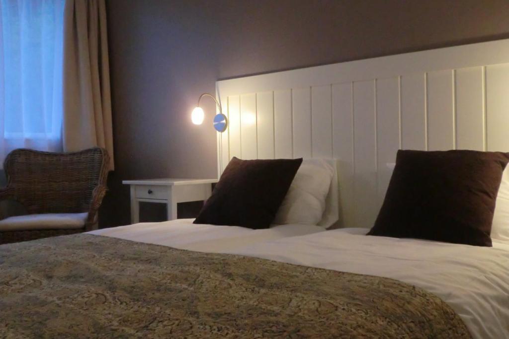 Lavik Fjord Hotel & Apartments Zimmer foto